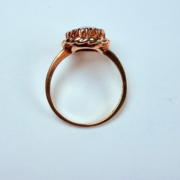 Estate Romany 10K Solid Yellow Gold Oval Muse Portrait Cameo Shell Vintage Ring - Picture 5 of 10